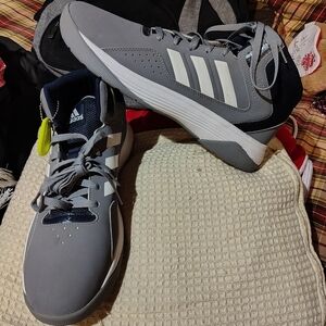 🏀NWOT🏀Adidas🏀BUY 1 GET 1 FREE🏀Cloudfoam Ilation Mid Basketball Sneakers 12🏀